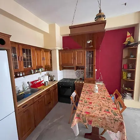 Ca' Dei Leoni - In Old Town Rustic For Independent Travelers * Nafplio